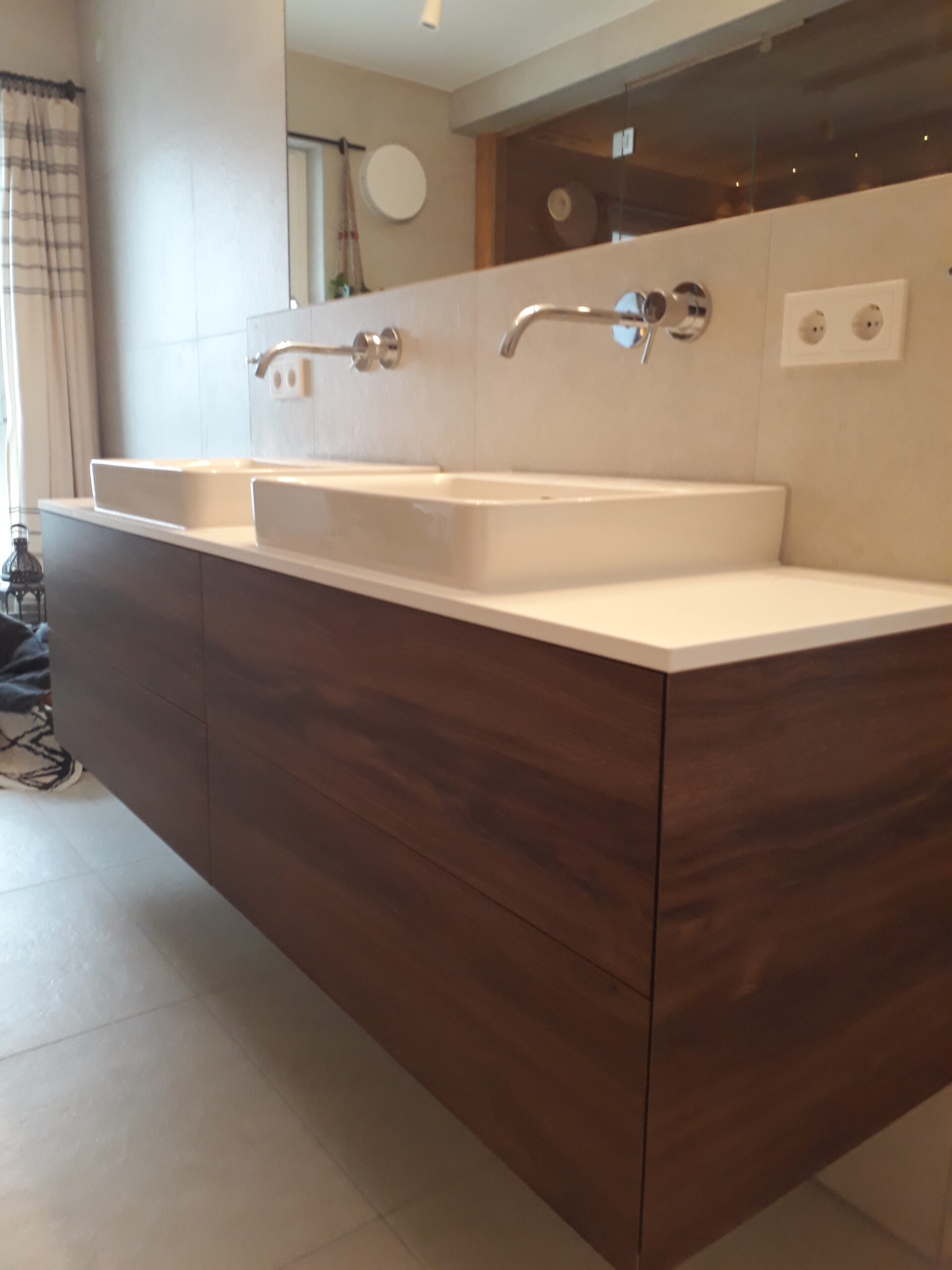 20190410_123016-scaled