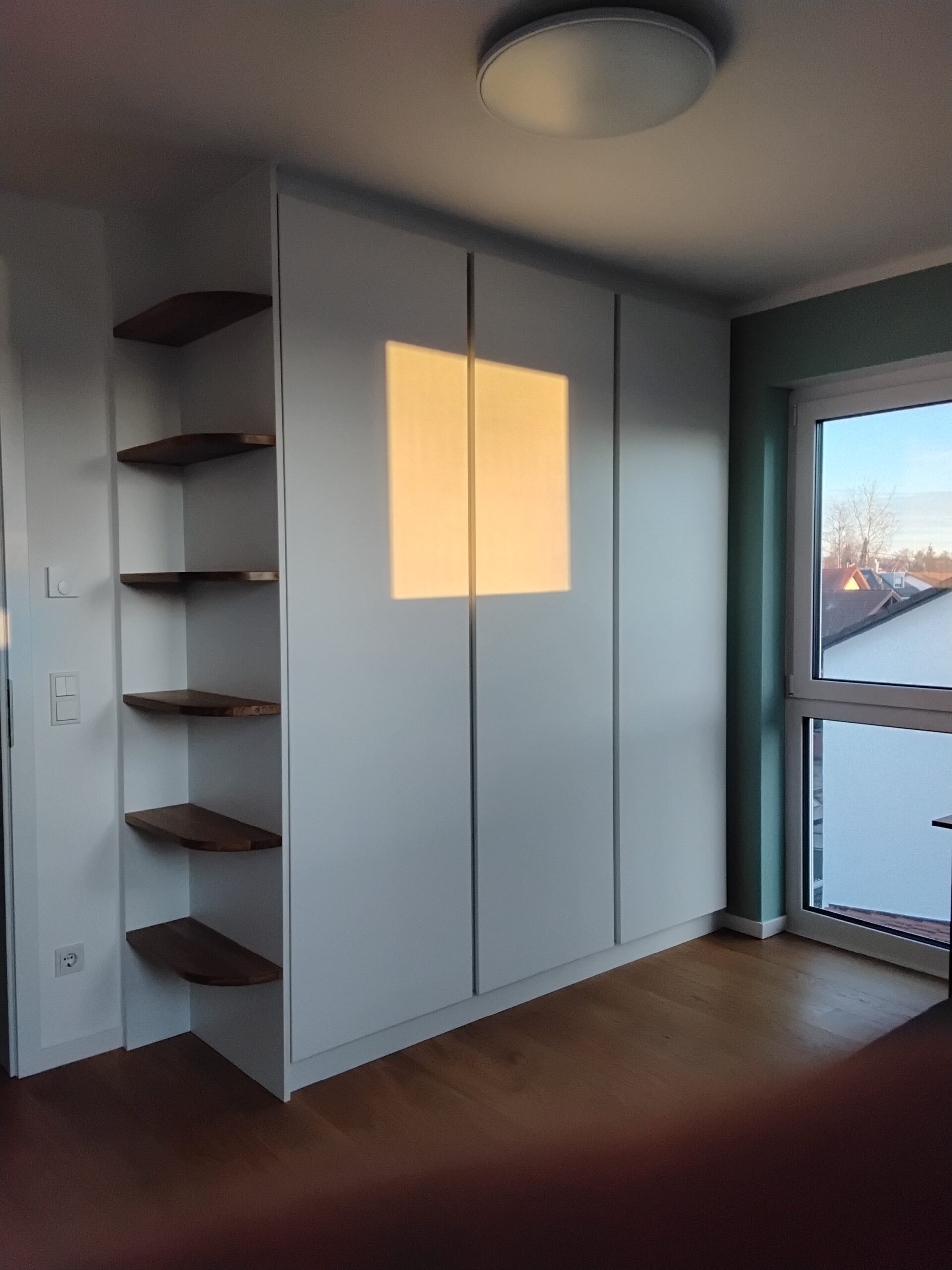 20241127_160453-scaled