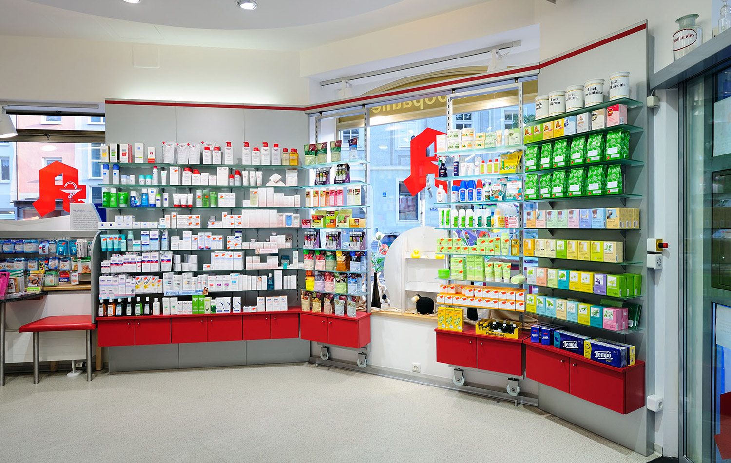 heilig-kreuz-apotheke-inofactur-04