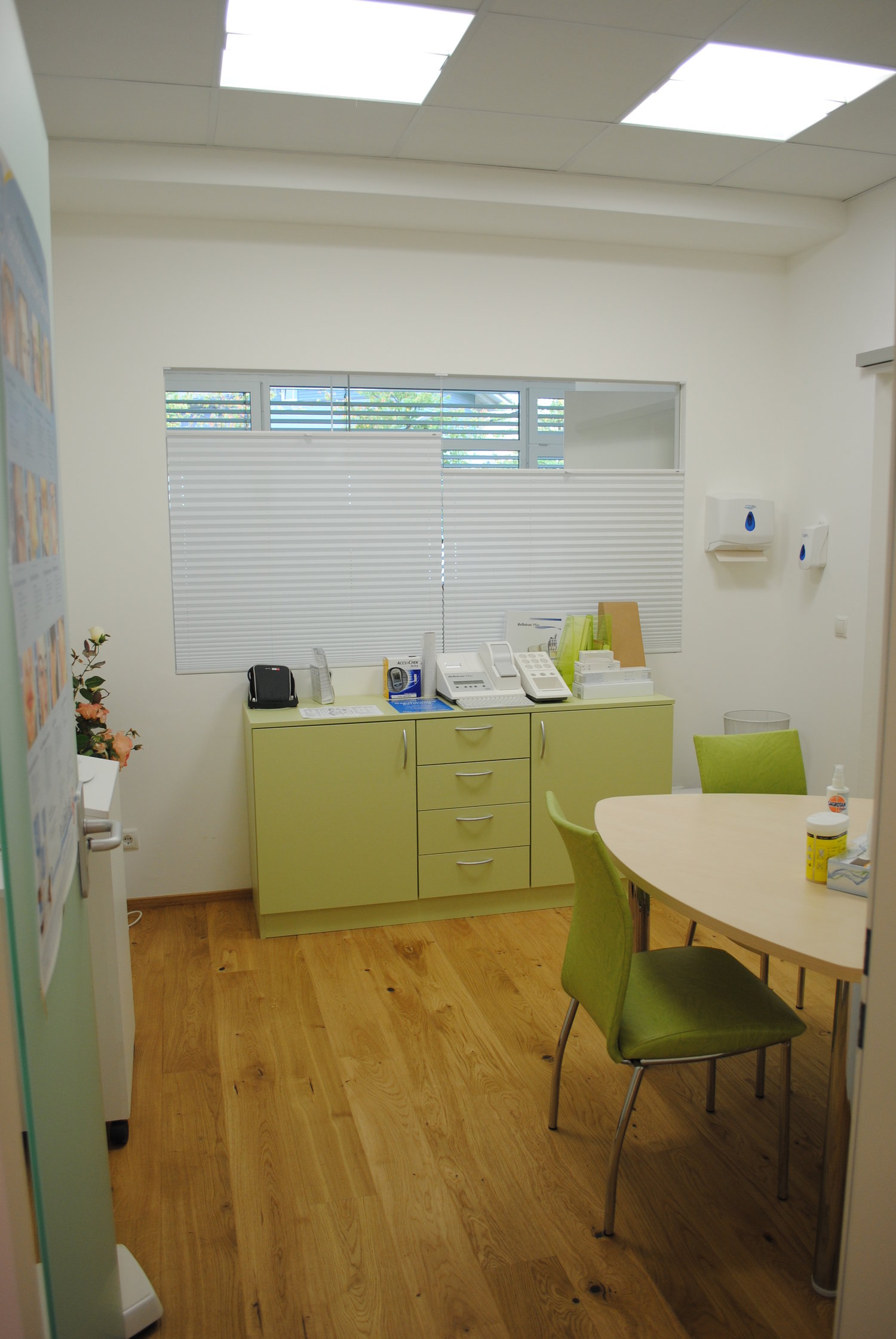 rosen_apotheke_rosenheim-04